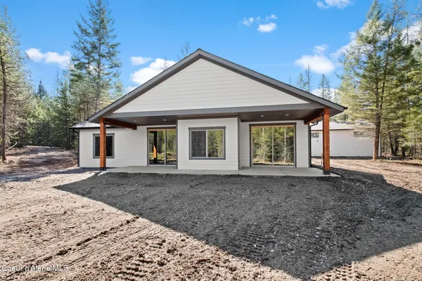 $899,900 | 98 Carbonate Lane, Oldtown, ID 83822
