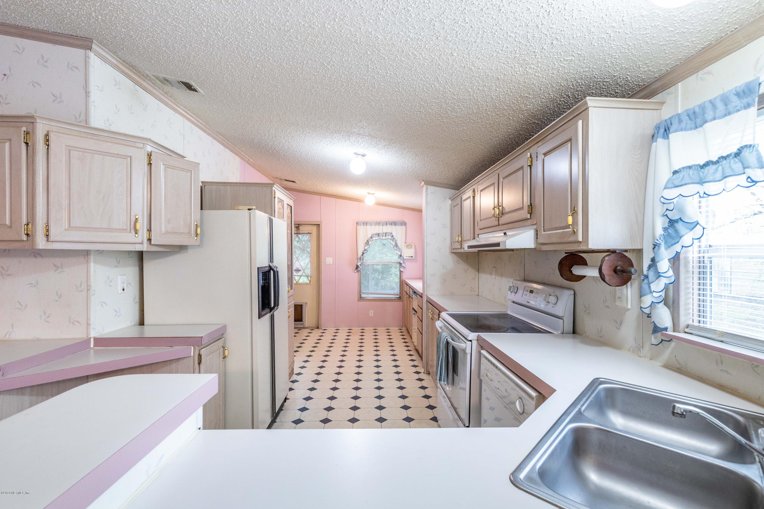 13708 Macapa Road Jacksonville, FL 32224 - Photo 4 of 40 4
