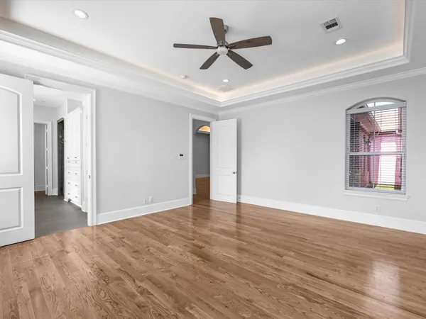 $975,000 | 2329 Willowby Drive, Houston, TX 77008