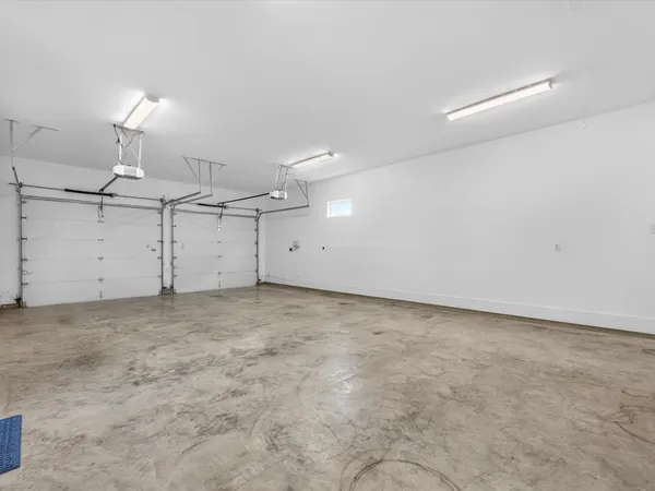 $975,000 | 2329 Willowby Drive, Houston, TX 77008