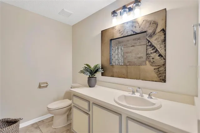 $248,900 | 605 Chippenham Boulevard, Brandon, FL 33511