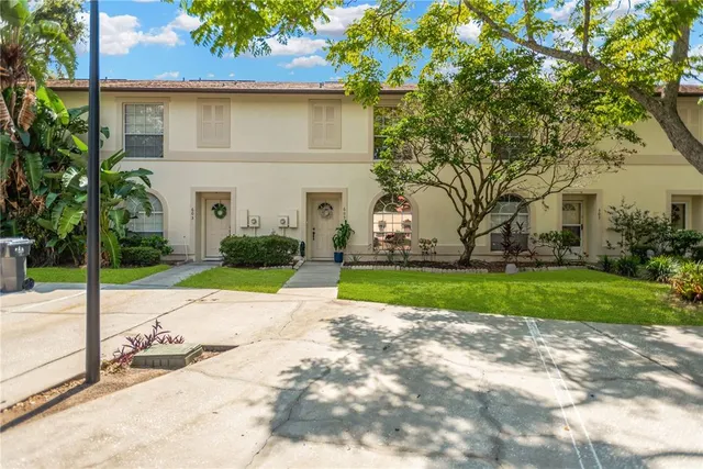 $248,900 | 605 Chippenham Boulevard, Brandon, FL 33511