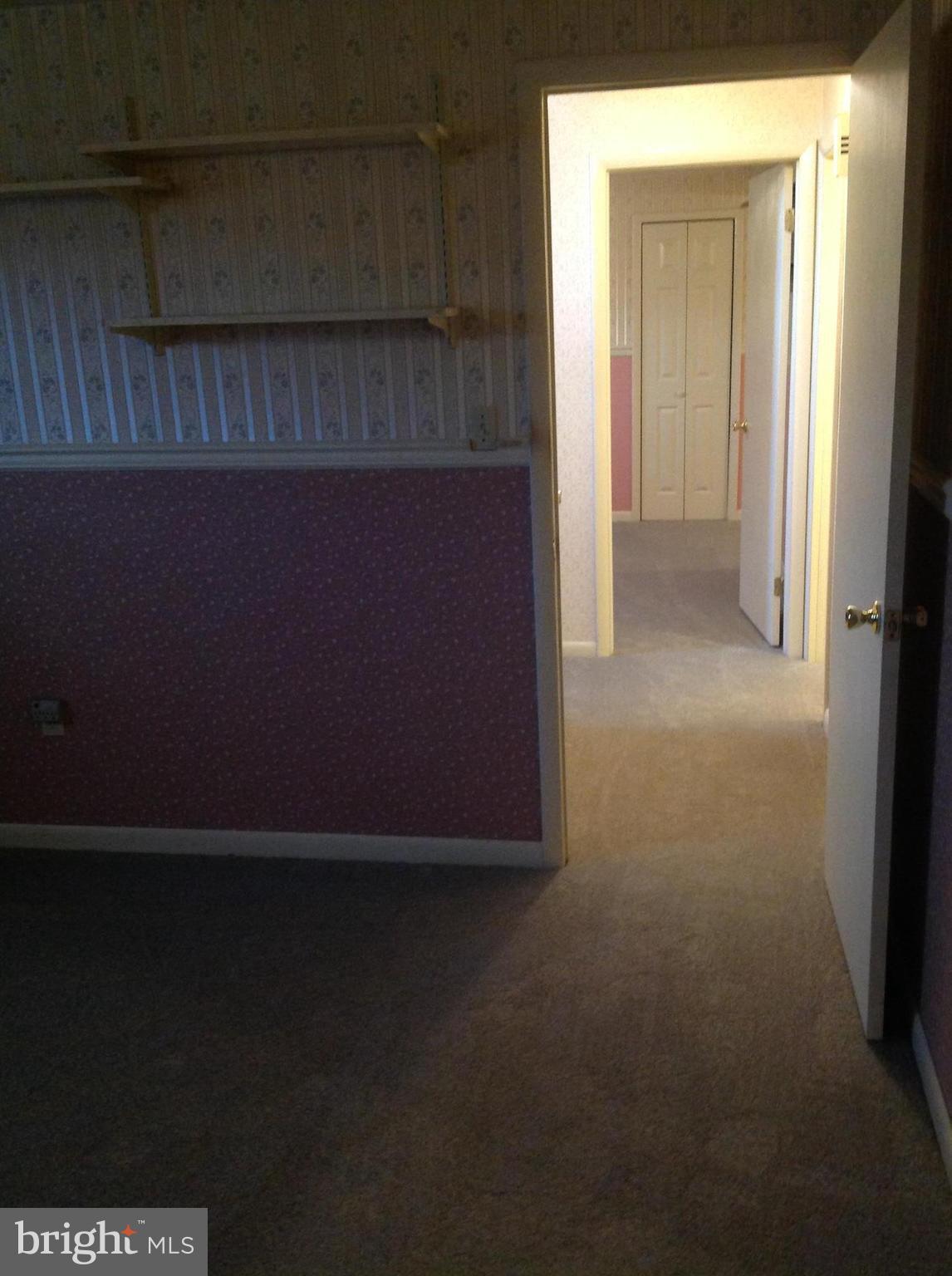 825 Medway Road Hagerstown, MD 21740 - Photo 14 of 24 Interior (General)