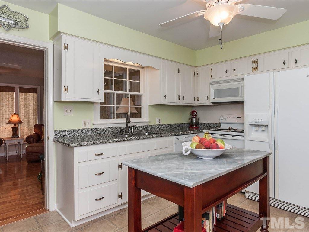 413 Crescent Court Raleigh, NC 27609 - Photo 8 of 25
