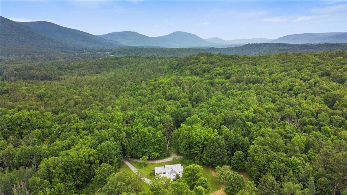 636 Dexter Road Shaftsbury, VT 05262 - Photo 8 of 59