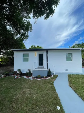 $399,900 | 775 Northwest 142nd Street, Miami, FL 33168