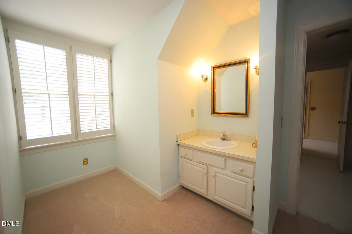 6013 Tenter Banks Square Raleigh, NC 27609 - Photo 26 of 41 Gallery Image 26