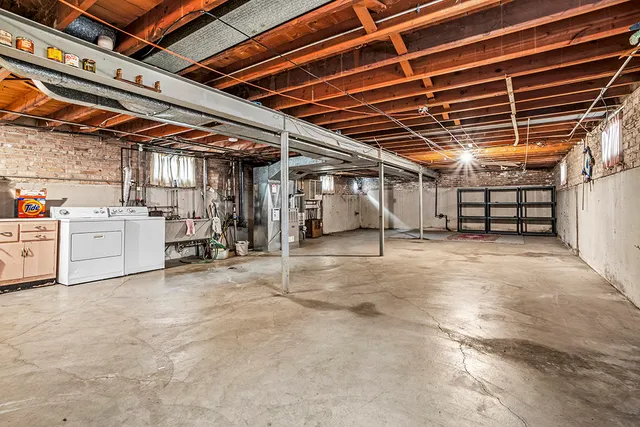 $275,000 | 10839 South Rockwell Street, Chicago, IL 60655