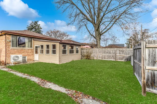 $275,000 | 10839 South Rockwell Street, Chicago, IL 60655