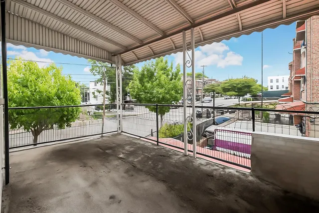 $550,000 | 4101 Paulding Avenue | Wakefield