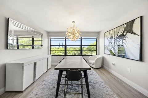$315,000 | 6061 Balboa Circle, Unit 403, Boca Raton, FL 33433
