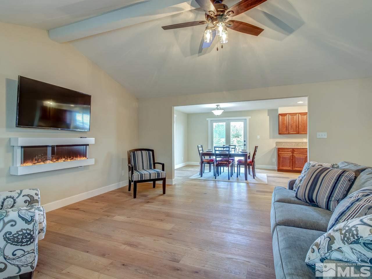 13745 Virginia Foothills Drive Reno, NV 89521 - Photo 5 of 24 Photo 5