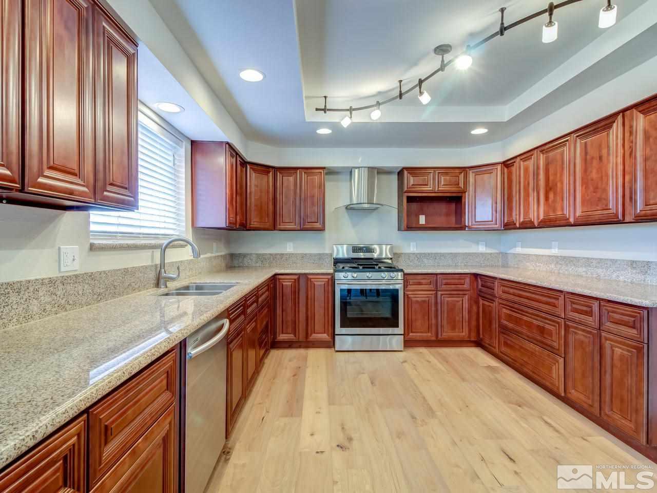 13745 Virginia Foothills Drive Reno, NV 89521 - Photo 8 of 24 Photo 8