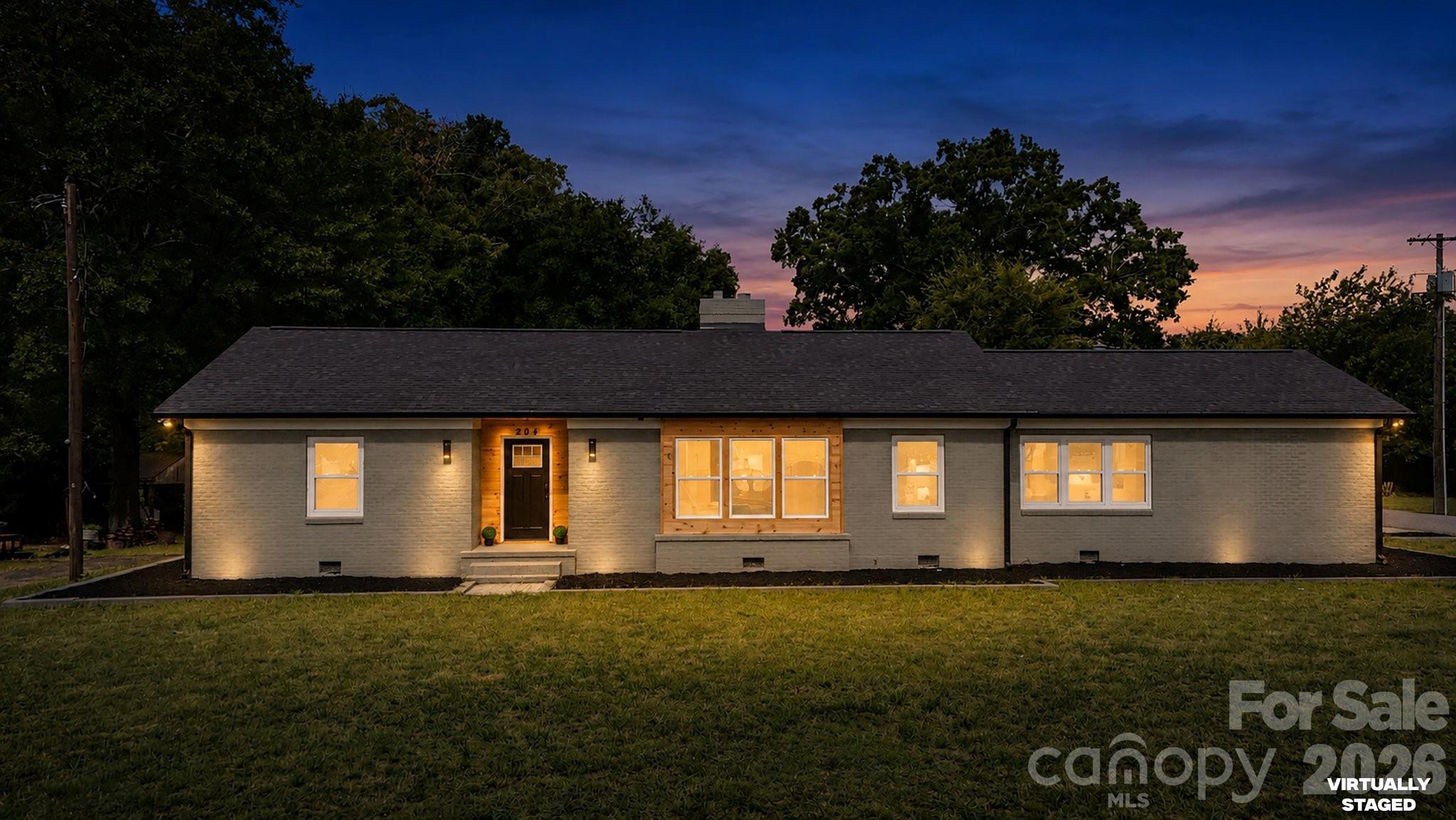 204 North Myrtle School Road Gastonia, NC 28052 - Photo 1 of 34