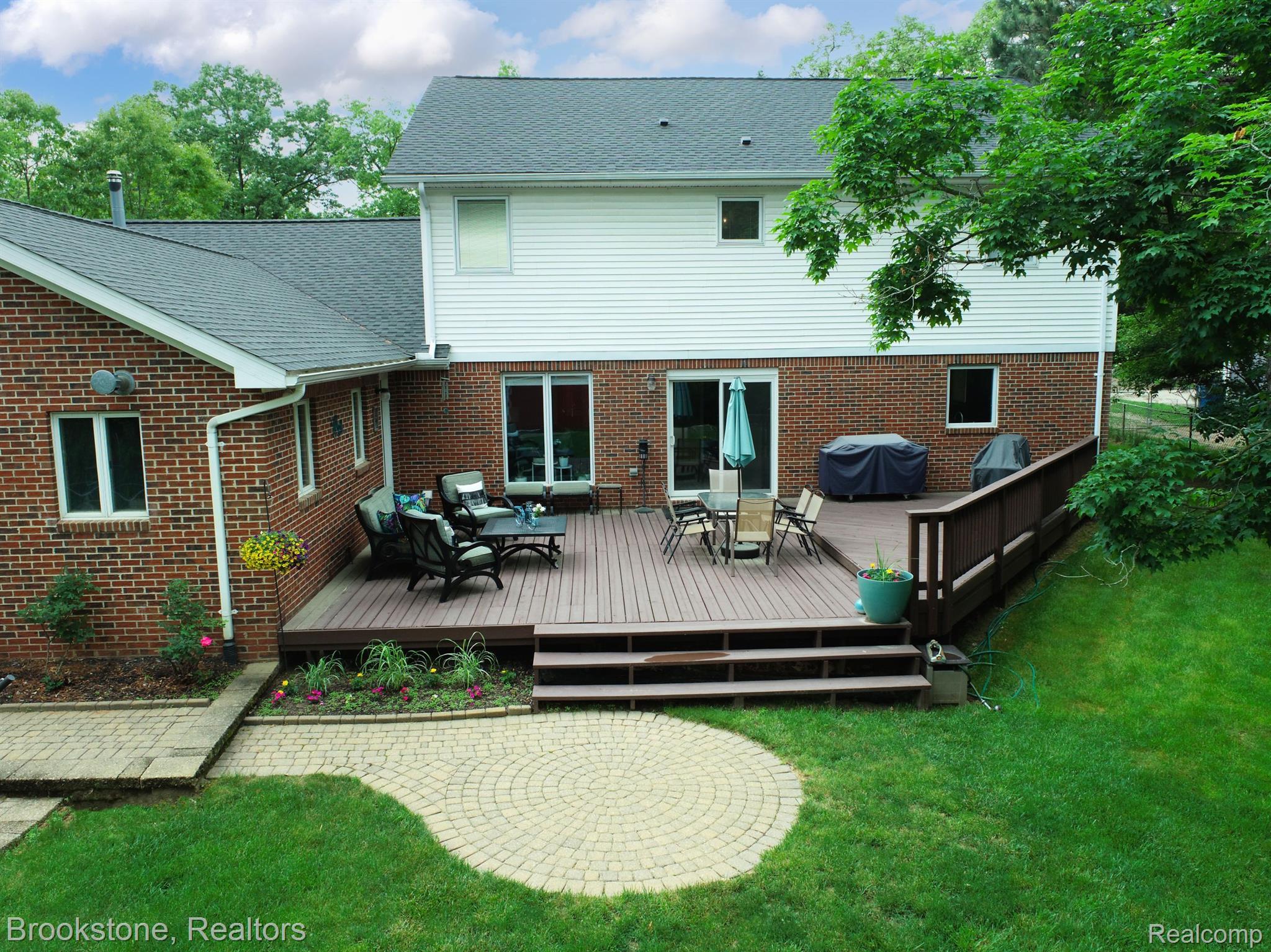 780 East Gunn Road Rochester, MI 48306 - Photo 53 of 56 Spacious deck
