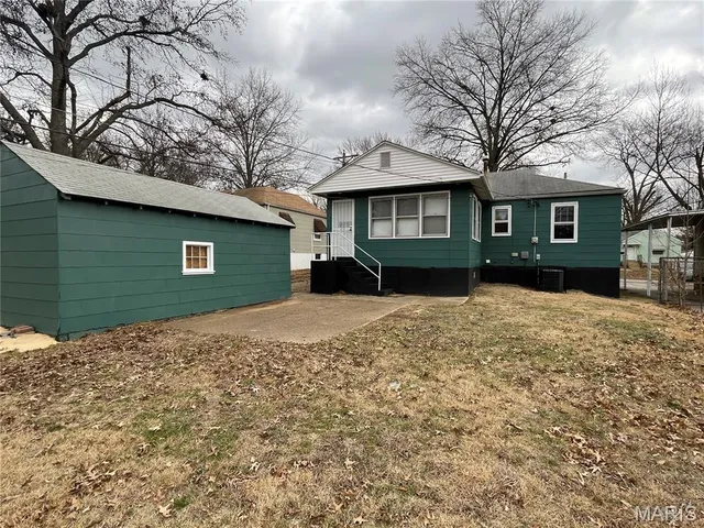 $1,500 | 1947 Raft Drive, St. Louis, MO 63133
