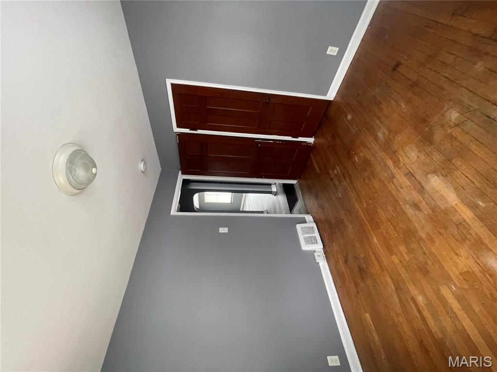 1947 Raft Drive St. Louis, MO 63133 - Photo 5 of 21