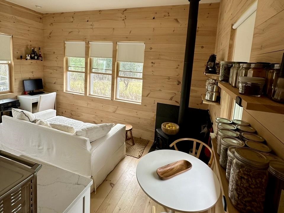 252 Redfield Road Barton, VT 05822 - Photo 9 of 21 Gallery Image 9