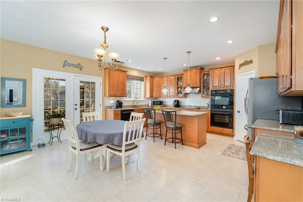 3104 Sycamore Point Trail High Point, NC 27265 - Photo 14 of 50 Gallery Image 14