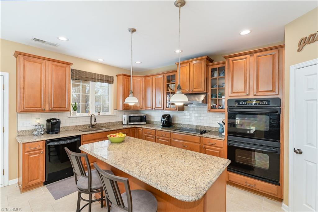 3104 Sycamore Point Trail High Point, NC 27265 - Photo 16 of 50 Gallery Image 16