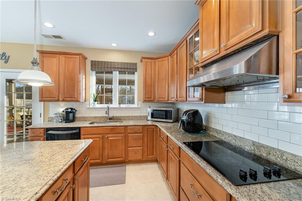 3104 Sycamore Point Trail High Point, NC 27265 - Photo 17 of 50 Gallery Image 17