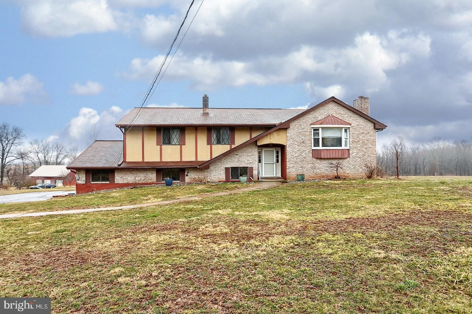 339 Mail Rte Road Reading, PA 19608 - Photo 1 of 27