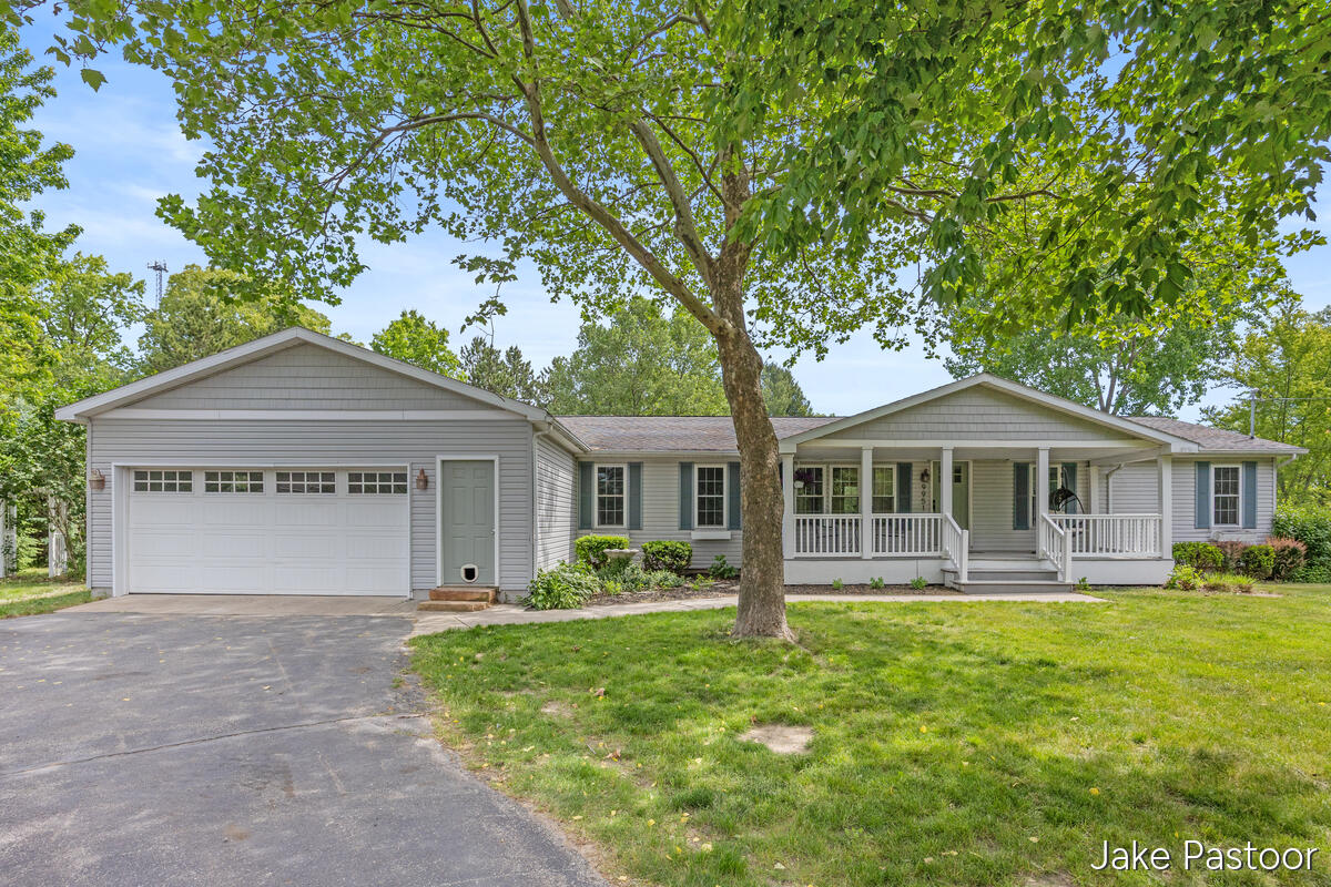 9951 10 Mile Road Northeast Rockford, MI 49341 - Photo 1 of 40 9951-10-Mile_001
