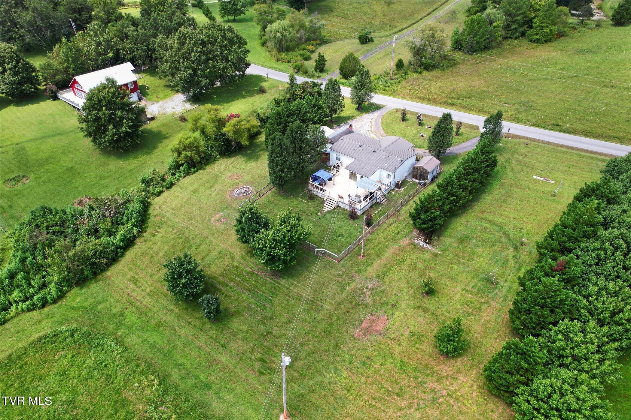 725 Shakerag Road Greeneville, TN 37743 - Photo 37 of 48 38-725-Shakerag-Rd-Greeneville-WindowSti
