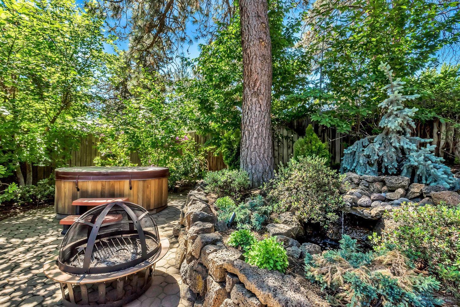 20227 Rae Road Bend, OR 97702 - Photo 21 of 25 Additional Photo
