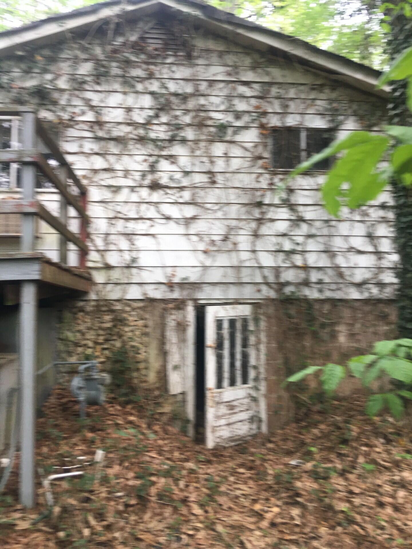 6666 Big Ridge Road Hixson, TN 37343 - Photo 9 of 16 6666 Big Ridge Road Side of house