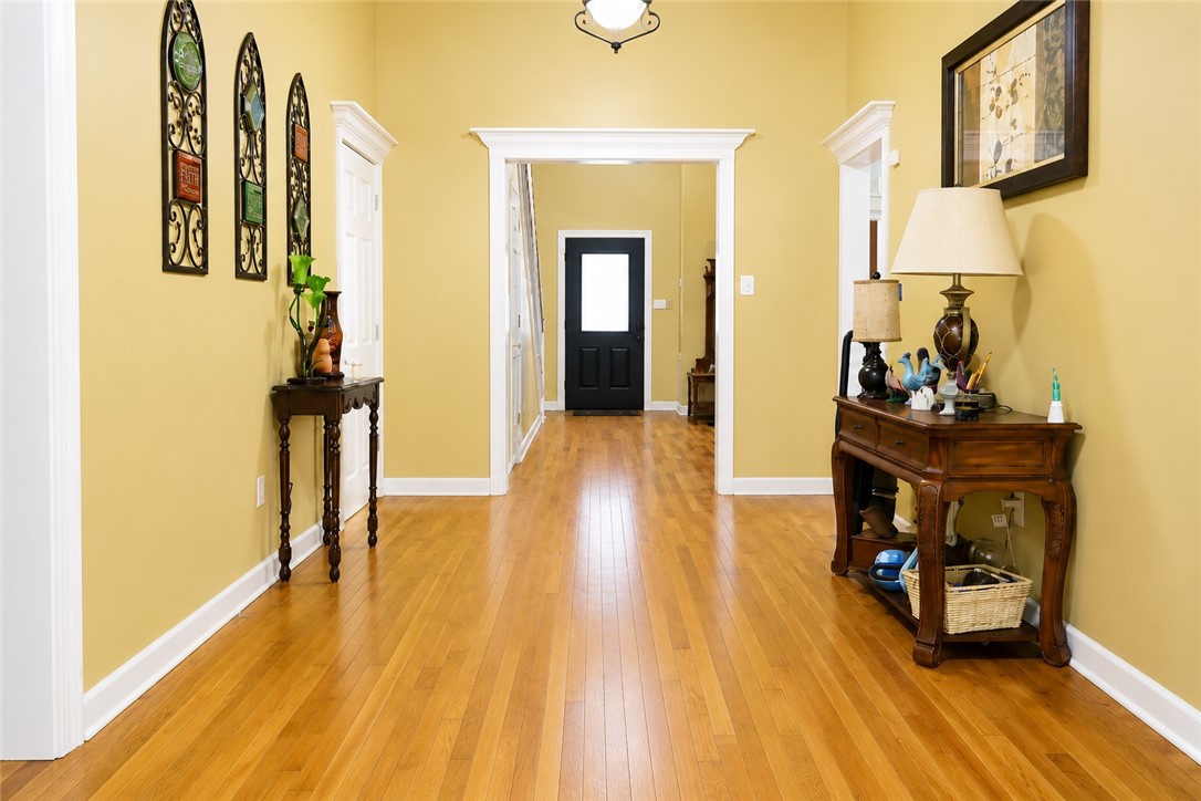 52 Old Hickory Road Hattieville, AR 72063 - Photo 11 of 35 Foyer