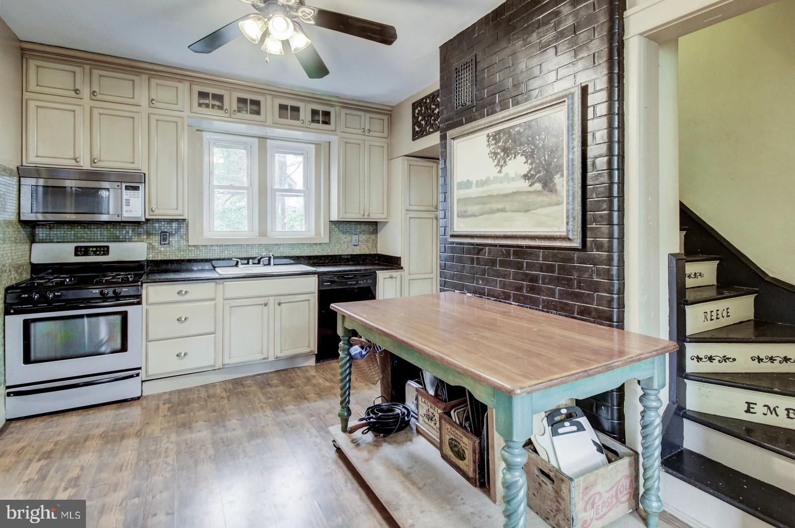 50 Riverside Avenue Roebling, NJ 08554 - Photo 11 of 38 Kitchen