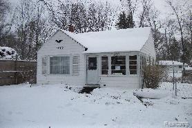 7460 Elmwood Road Lexington, MI 48450 - Photo 1 of 7 7460Front1mls