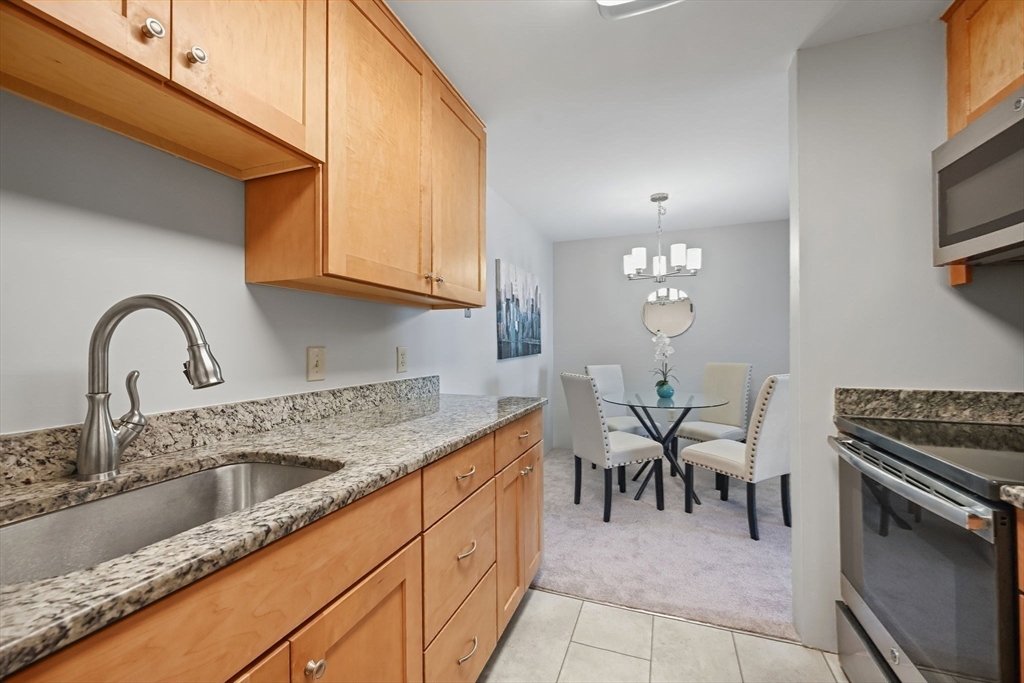 1 Post Oak Lane, Unit 19 Natick, MA 01760 - Photo 14 of 28