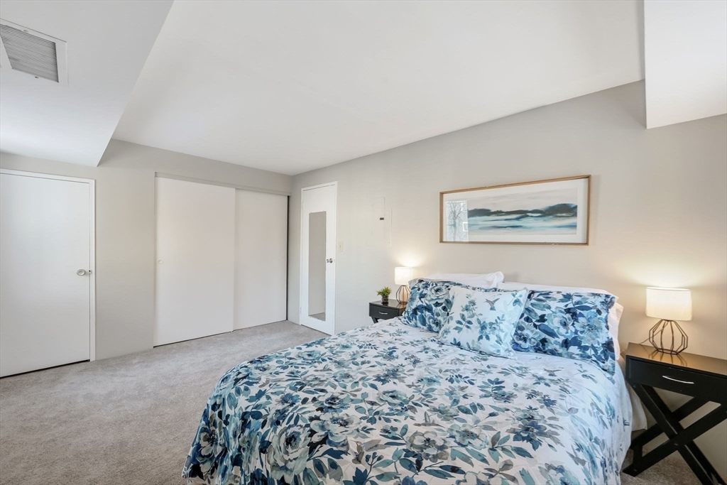 1 Post Oak Lane, Unit 19 Natick, MA 01760 - Photo 18 of 28