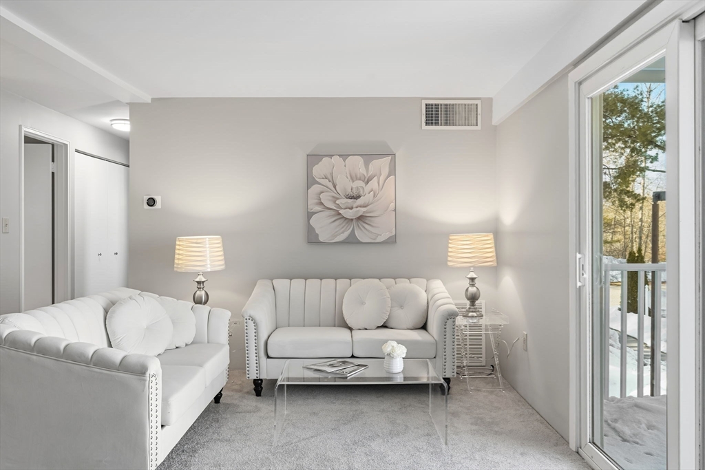 1 Post Oak Lane, Unit 19 Natick, MA 01760 - Photo 6 of 28