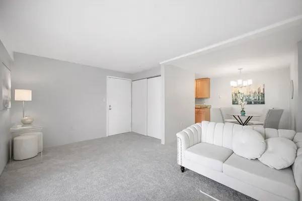 $409,500 | 1 Post Oak Lane, Unit 19, Natick, MA 01760