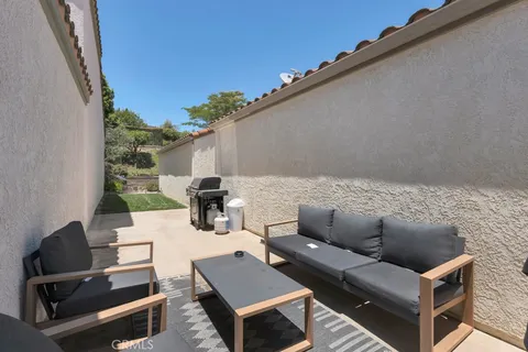 $815,000 | 807 Links View Drive, Simi Valley, CA 93065