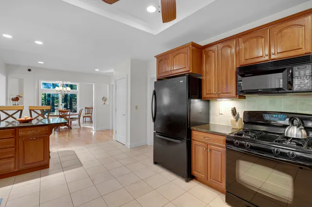 $885,000 | 52 North Bridgton Road, Waterford, ME 04088