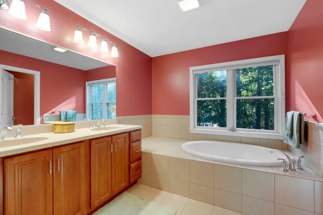 $885,000 | 52 North Bridgton Road, Waterford, ME 04088