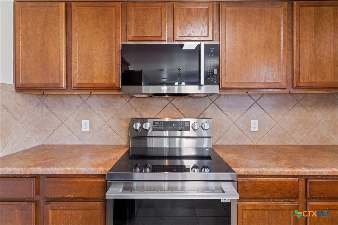 224 Starlight Drive Temple, TX 76502 - Photo 15 of 32 Kitchen, downstairs.