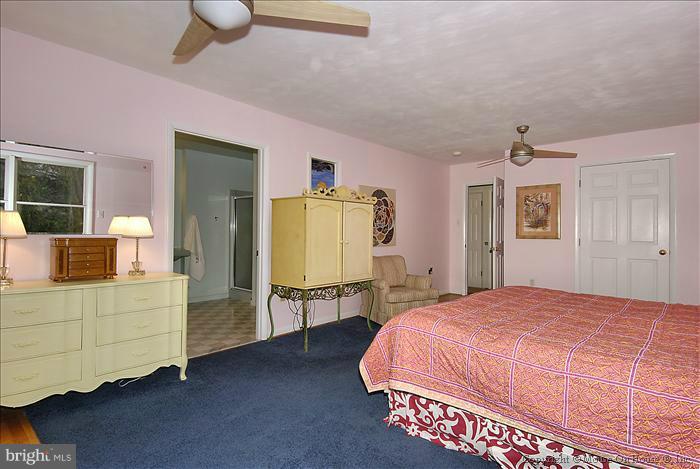 210 Grays Road Lothian, MD 20711 - Photo 11 of 30 Bedroom (Master)