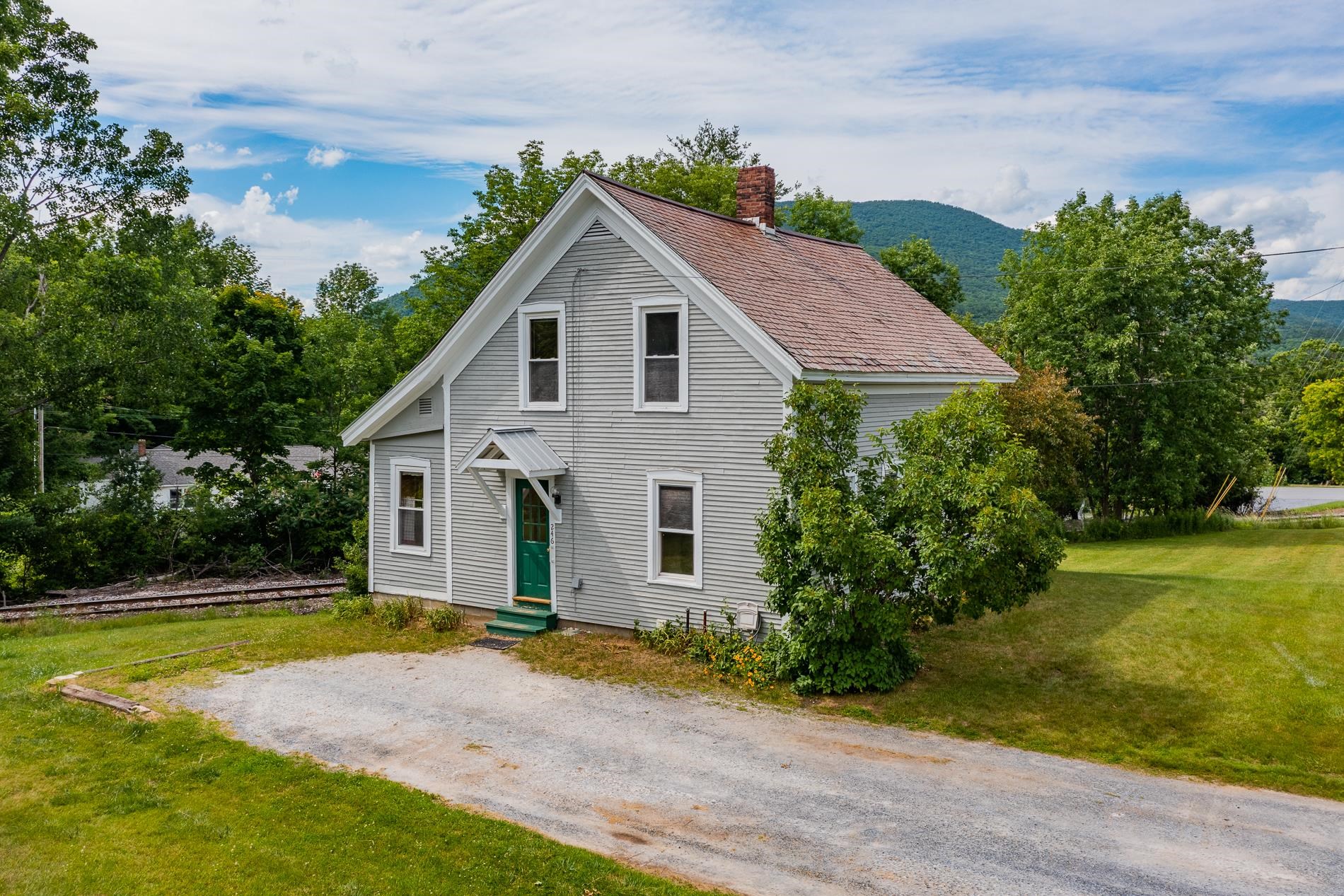246 East Arlington Road Arlington, VT 05250 - Photo 2 of 38 Gallery Image 2