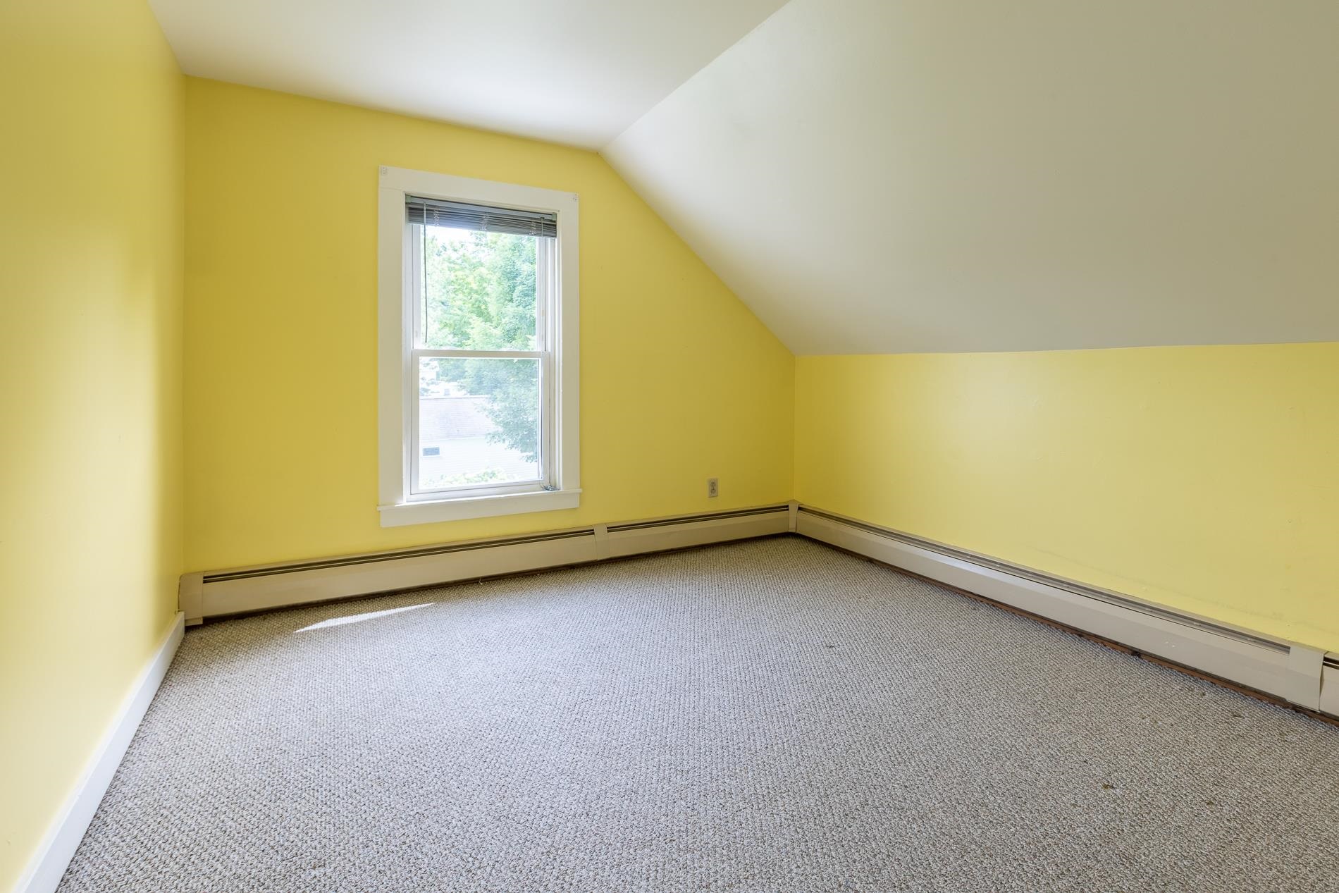 246 East Arlington Road Arlington, VT 05250 - Photo 22 of 38 Gallery Image 22