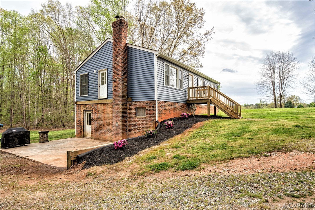1888 Cook Road Powhatan, VA 23139 - Photo 3 of 42 Gallery Image 3