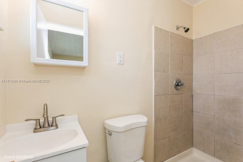 570 West 34th Street Riviera Beach, FL 33404 - Photo 18 of 21 Gallery Image 18