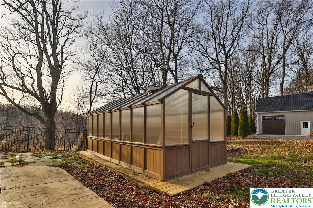284 Walker Road Macungie, PA 18062 - Photo 23 of 99