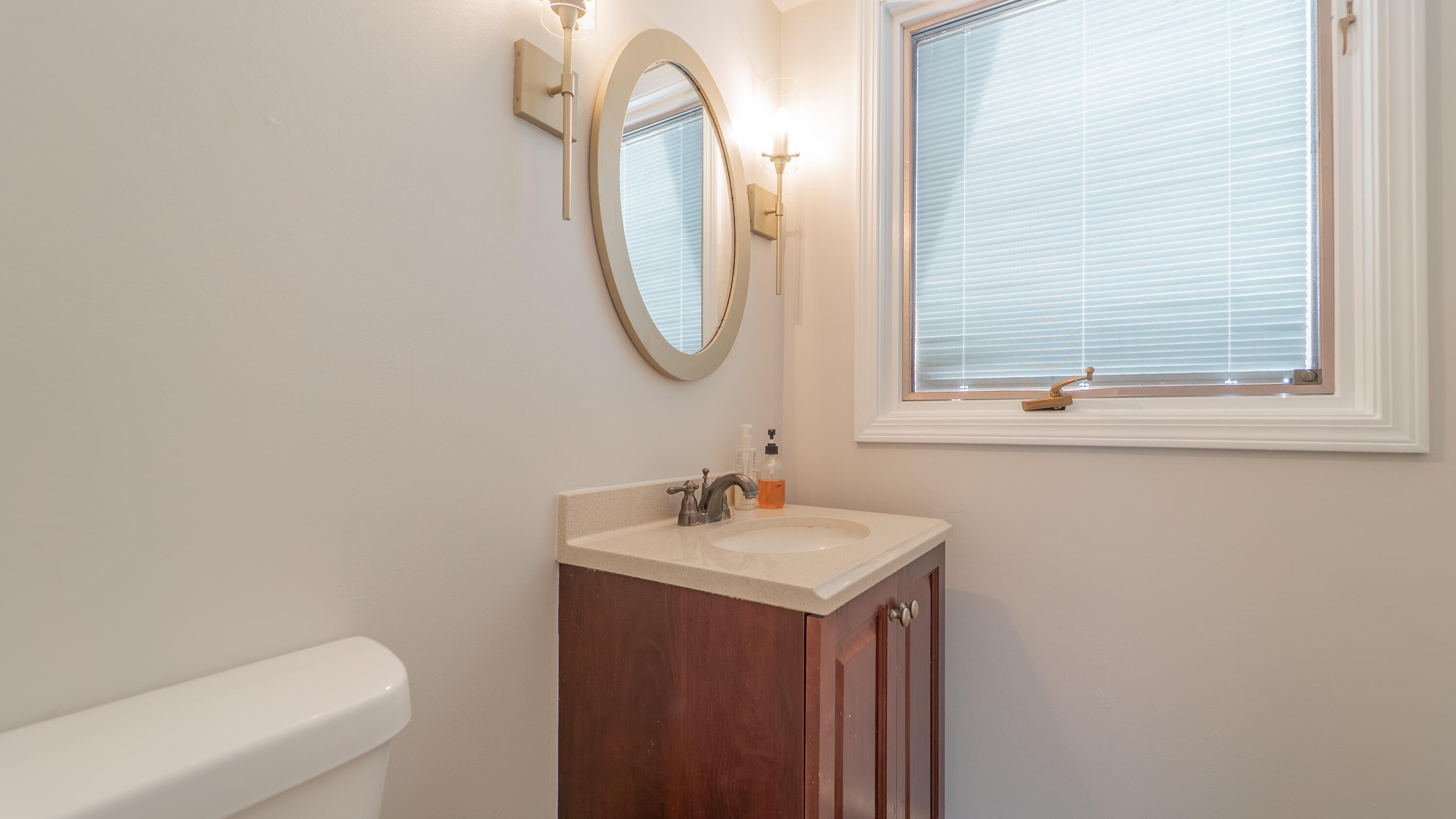 231 Minter Drive Griffith, IN 46319 - Photo 14 of 30 3000x1687