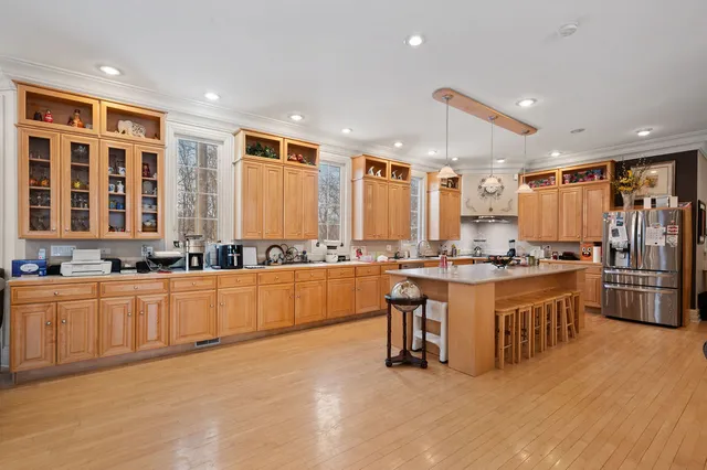 $1,350,000 | 28W280 Oak Creek Court, West Chicago, IL 60185