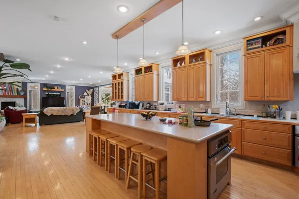 $1,299,900 | 28W280 Oak Creek Court, West Chicago, IL 60185